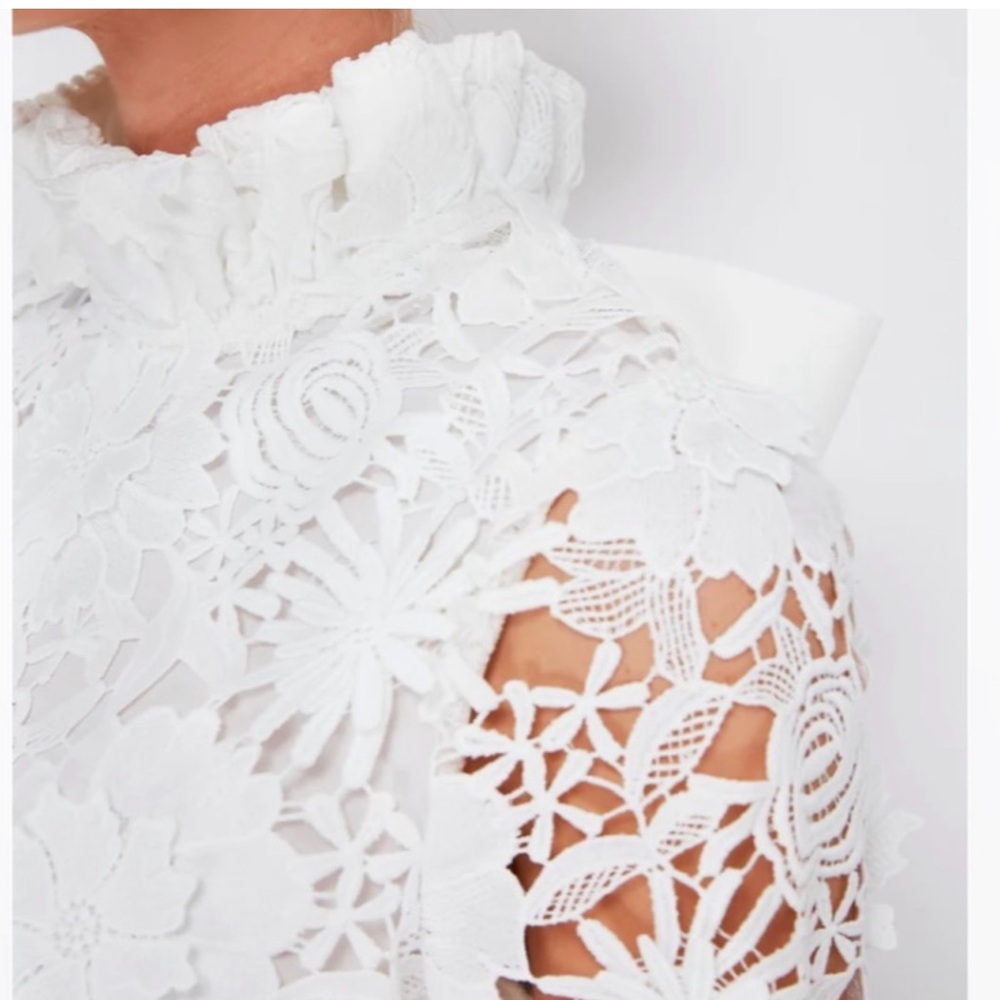 Tuckernuck White Guipure Lace Faye Blouse L Sleeveless Top Ruffle Bow Tie po - Picture 2 of 6